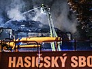 Požár Domova Azheimer v Roztokách u Prahy si vyžádal několik obětí a přes 50...