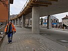 Vstavba novho mostu pes Meziboskou ulici v Litvnov. (15. nora 2022)