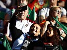 Portugaltí fanouci v Lisabonu sledují utkání Ligy národ proti esku.