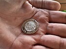 Znojemsk� muzeum p��le�itostn� nab�z� z�jemc�m ra�bu napodobeniny mince...