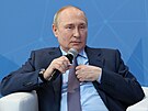 Ruský prezident Putin na setkání s mladými podnikateli na moskevském výstaviti...