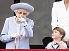 Královna Albta II. a princ Louis na oslav narozenin panovnice Trooping the...