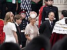 Princ Edward, hrabnka z Wessexu Sophie a jejich dti lady Louise a James...