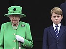 Královna Alžběta II. a princ George na oslavě platinového jubilea královny...