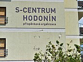 Kraj se u� d�íve rozhodl, �e budovu S-centra, kterou zni�ilo lo�ské tornádo,...
