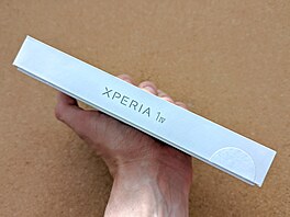 Balení smartphonu Sony Xperia 1 IV