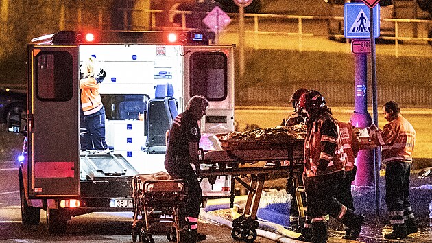 Po��r Domova Azheimer v Roztok�ch u Prahy si vy��dal n�kolik ob�t� a p�es 50 zran�n�ch. (1. �ervna 2022)