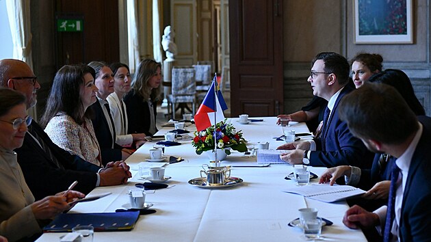 Ministr zahrani Jan Lipavsk se setkal svm vdskm protjkem ministryn Ann Linde k projednn vstupu vdska do NATO (2. ervna 2022)