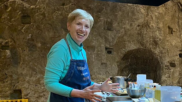 Mikrosv�ty: O �pan�lsku se Zuzanou Churanovou