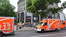 V západní �ásti Berlína najelo vozidlo do davu lidí. Jeden �lov�k zem�el,...