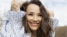 Ester Bezd�k
