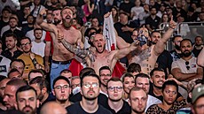 Rozvá�n�ní fanou�ci bojových sport� ve Frankfurtu.