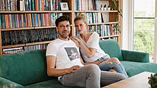 První eho si lidé u Lukáe Hejlíka vímají, je knihovna, lustry a televize.