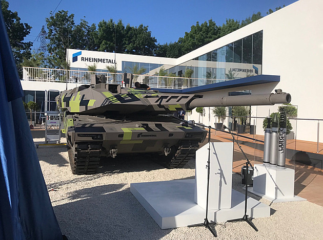 Německý Rheinmetall uspíší výrobu nových Pantherů, závod postaví na Ukrajině