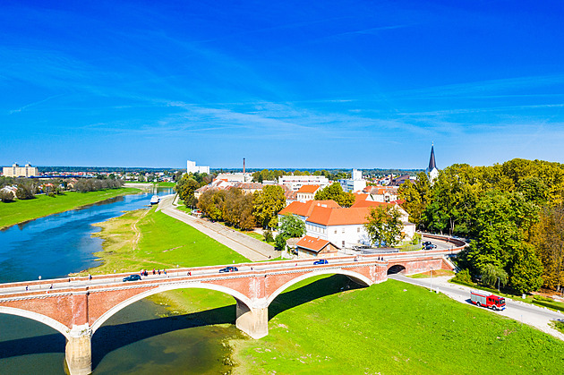 Jedna žena zemřela po střelbě v chorvatském městě, podezřelý byl zatčen