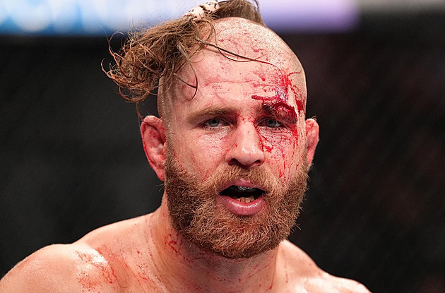 Procházka se vrátí do UFC v listopadu v New Yorku v duelu o titul s Pereirou