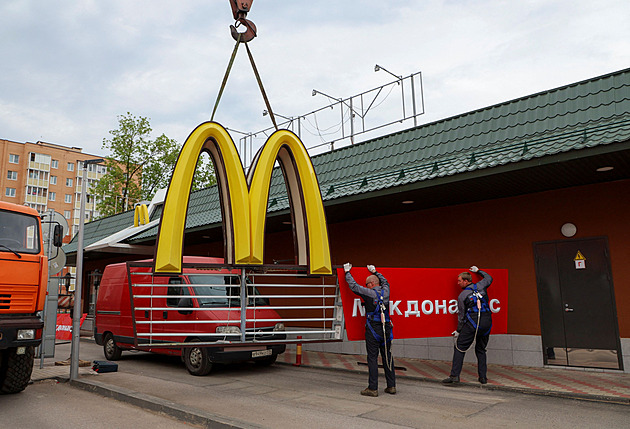 McDonald‘s v Kazachstánu skončí. Ruské maso používat nesmí a jiné je drahé