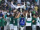 Saúdové oslavují postup na fotbalové mistrovství svta do Kataru.