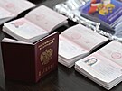 Slavnostní ceremoniál pi pedávání ruských pas v okupovaném Melitopolu. (11....