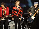 Mick Jagger, Keith Richards a Ronnie Wood. Skupina Rolling Stones vystoupila v...