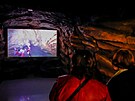 Nov nvtvnick centrum u Chnovsk jeskyn