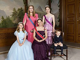 védská princezna Estelle, nizozemská princezna Amalia, norská princezna Ingrid...