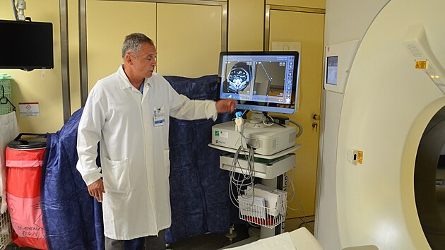 Na urgentním příjmu karlovarské nemocnice začalo sloužit nové CT. (10. června 2022)