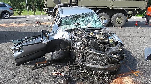 Nehoda osobnho a dvou nkladnch aut u Tebechovic pod Orebem. (14. 6. 2022)