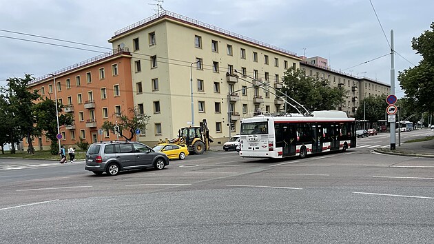 Prvn stavebn prce na kiovatce zanou v ter 14. ervna. pln uzavrka  silnice I/36 v ulici Hlavova zane 11. ervence. 