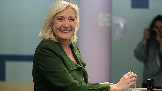 Francouzi vybraj v prvnm kole voleb sv zstupce do doln komory parlamentu. Pro usnadnn vbru volim vznikly tyi koalice. (12. ervna 2022)