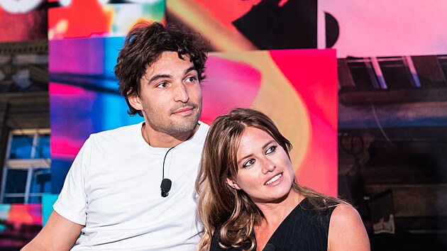 Jordan Haj a Emma Smetana