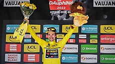 Primož Roglič převzal po sedmé etapě závodu Critérium du Dauphiné žlutý dres.