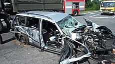 Nehoda osobního a dvou nákladních aut u T�ebechovic pod Orebem. (14. 6. 2022)