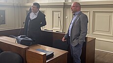Realitní maklé� Roman C. u soudu. Za podn�cování k trestnému �inu byl potrestá...