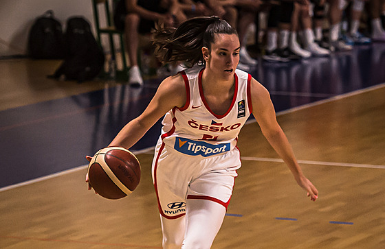 eská basketbalistka Simona Sklenáová