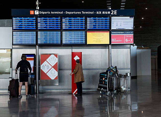 Aerolinky ve Francii zruší tisícovku letů kvůli stávce, dotkne se to i Prahy