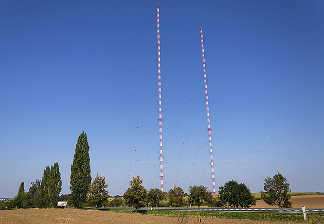 Je to symbol domova, brání Liblice stožáry vysílače, nejvyšší stavbu Česka