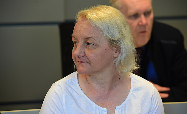 Případ dealerů drog se vrátí krajskému soudu, má věnovat pozornost odposlechům