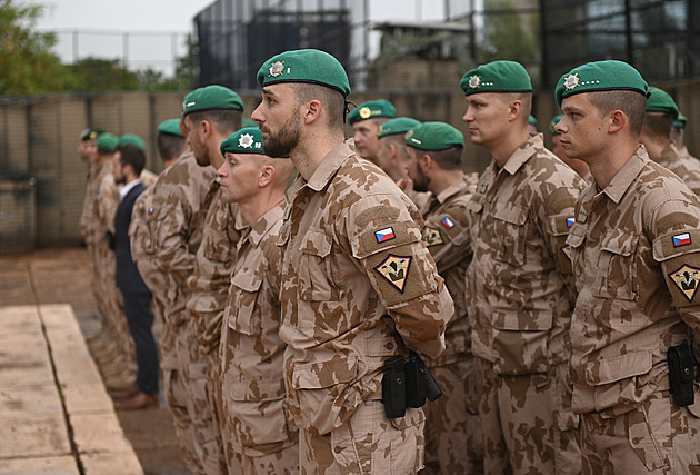 Česká armáda se stahuje z Mali, v Sahelu chce však zůstat. I v Iráku