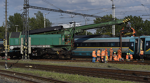 Pendolino zničené při střetu v Bohumíně se nevyplatí opravit, půjde na díly