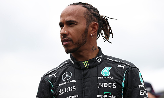 Největší přestup posledních let potvrzen. Hamilton zamíří z Mercedesu do Ferrari