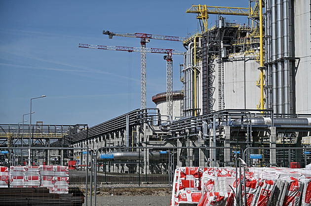 Stopne EU dovoz ruského zkapalněného plynu? V Evropě pro to sílí hlasy