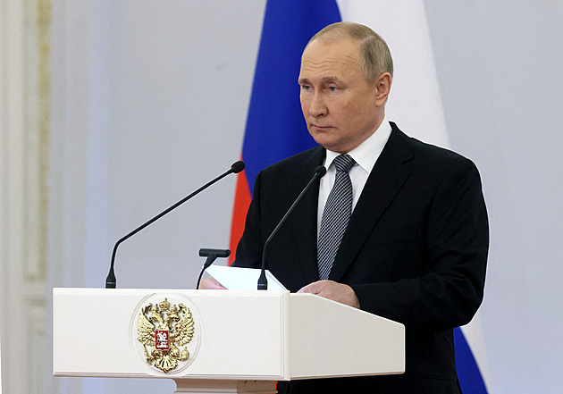 Komu vadí Putin? Západ je se svou zásadovostí v globální menšině