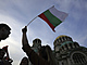 Provldn demonstranti na shromdn ped bulharskm parlamentem v Sofii (22....