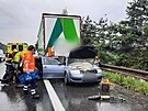 Na d�lnici D5 se srazila dv� osobn� auta a kamion. (25. �ervna 2022)