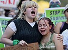 Demonstranti za práva na potrat protestují v Los Angeles. (27. ervna 2022)