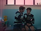 Kit Connor a Joe Locke v seriálu Srdcervái (2022)