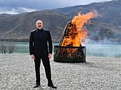 Ázerbájdžánský prezident Ilham Alijev slaví v Karabachu Nourúz, svátek jarní...