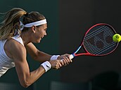 Marie Bouzková v prvním kole Wimbledonu