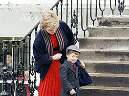 Princezna Diana a princ William v jeho první kolní den (Londýn, 15. ledna...